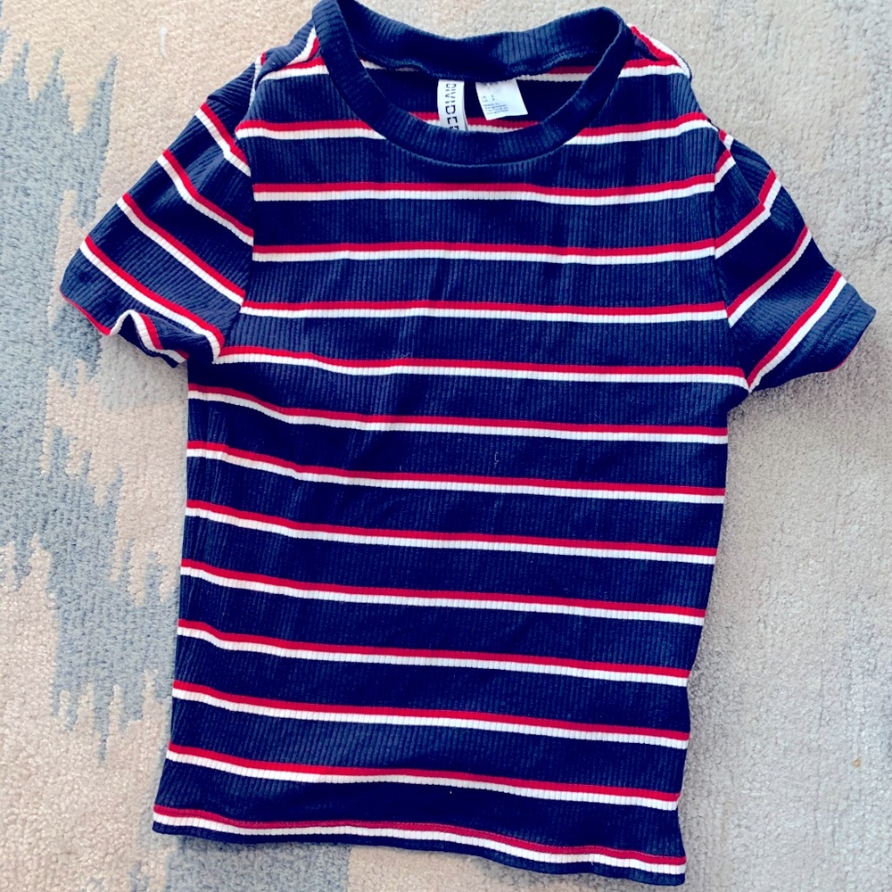 Navy striped cropped H&M tee